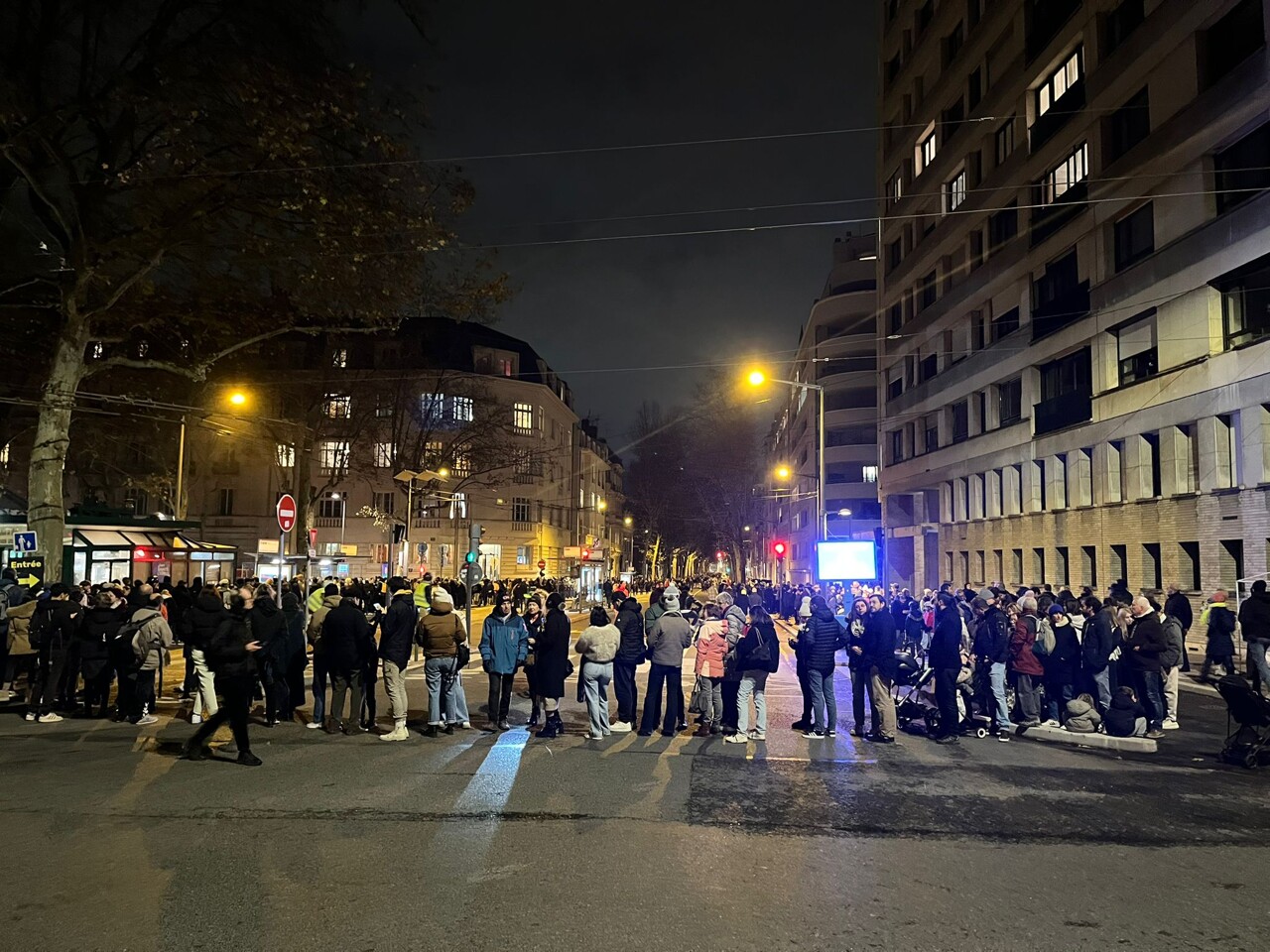 "de la folie", un monde incroyable devant la Tête d'Or pour les drones
