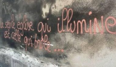 Plaintes après des tags sur une église à Marseille