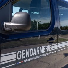 Les gendarmes poursuivent les recherches ce lundi.