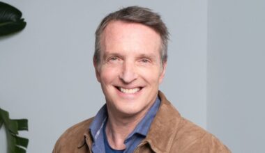 "Gilets pare-balles, flingues", Stéphane Rotenberg révèle enfin pourquoi Pékin Express a été placé sous haute protection