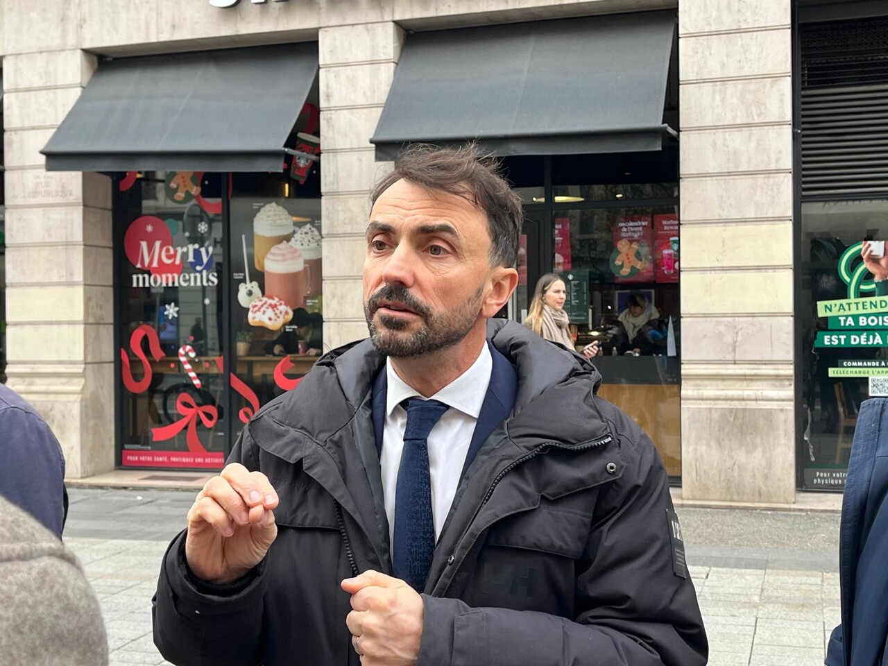 Lyon. Le maire Grégory Doucet victime d'un malaise, l'élu pris en charge à l'hôpital