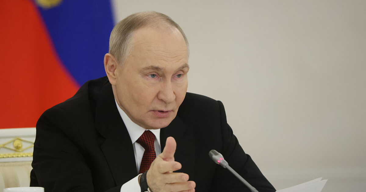 Guerre en Ukraine : la Russie accuse Kiev après une attaque de drones contre la résidence de Poutine