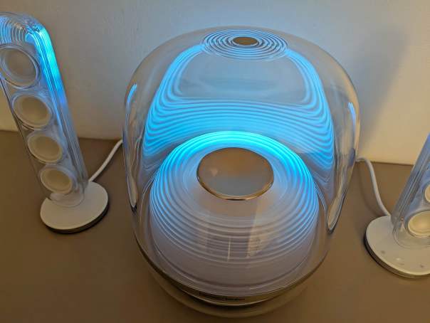 Harman Kardon SoundSticks 5 // Source : Sylvain Pichot - Frandroid