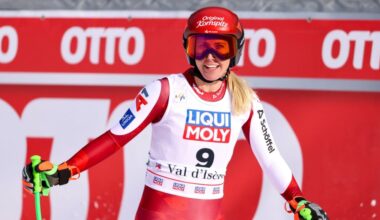 Huetter ouvre son compteur, Vonn 3e