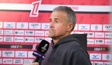 L'entraîneur du PSG, Luis Enrique, interviewé avant le match à Monaco.