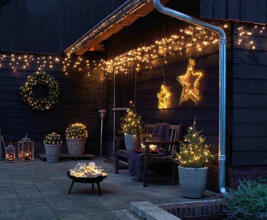 Vos illuminations de Noël à la maison sont jolies, mais voici de combien elles font vraiment grimper votre facture d'électricité