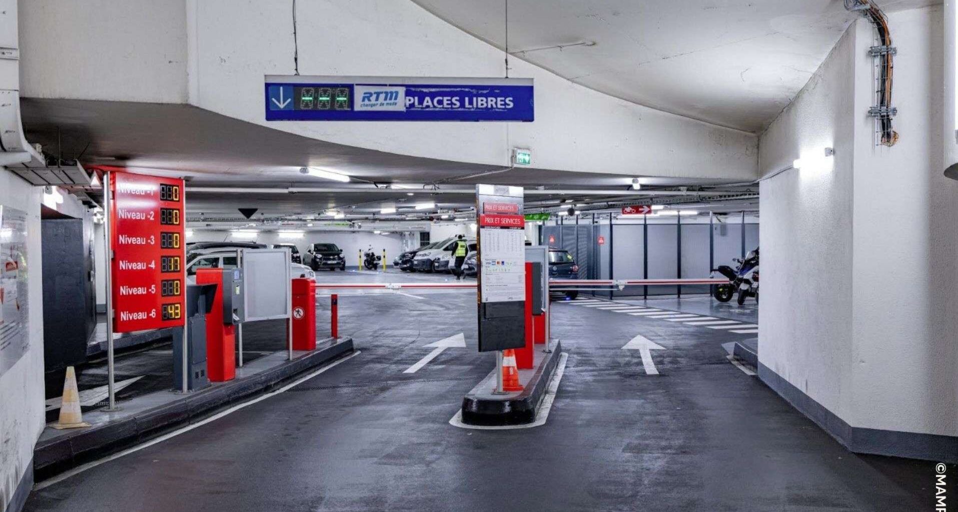 La consommation de protoxyde d'azote au volant en hausse, alerte une étude