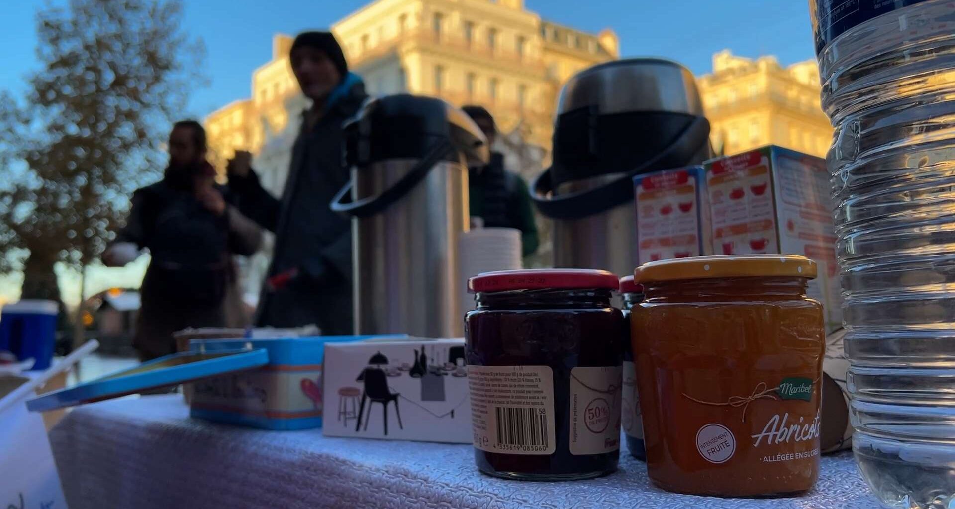 Marseille : la Ville renforce sa politique de solidarité face à la précarité