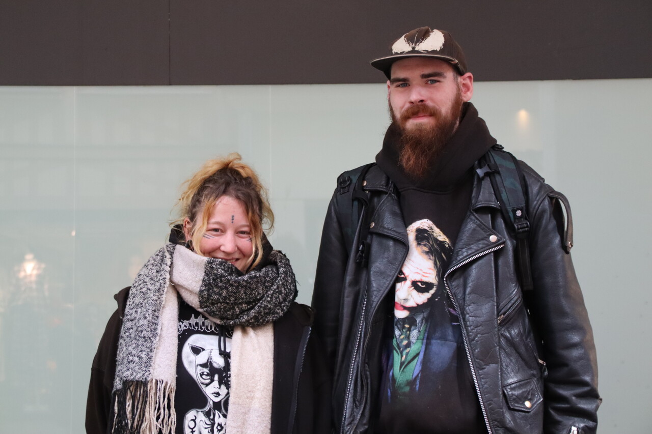 À Rouen, les passants sont-ils plus généreux avec les SDF pendant les fêtes ? On a demandé aux gens de la rue