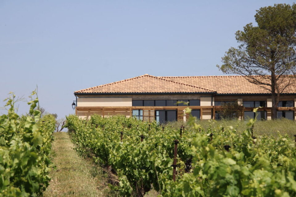 Plus de vingt artisans d’art exposent leurs créations au domaine Coste Moynier.