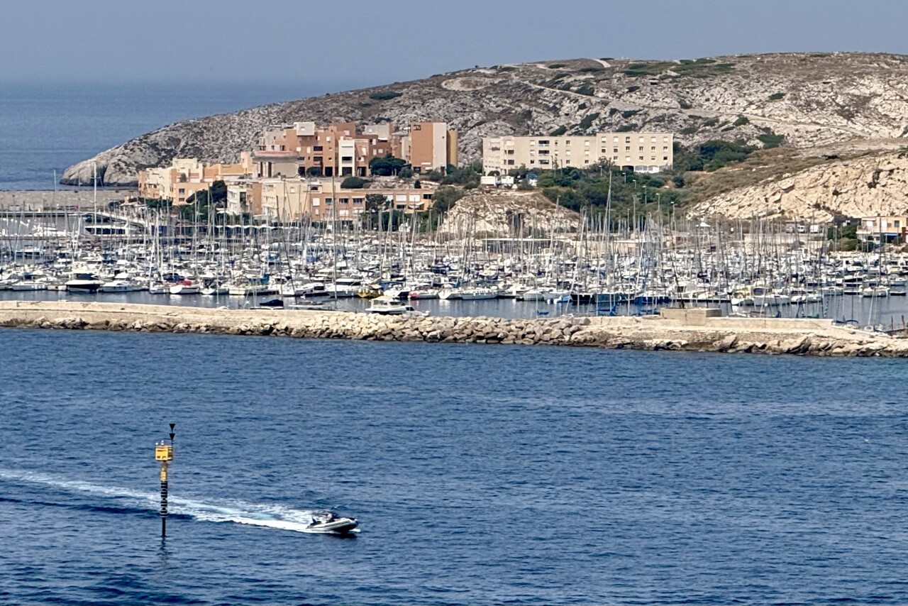 Scène d'horreur à Marseille. Un cadavre découvert flottant dans ce port : ce que l'on sait