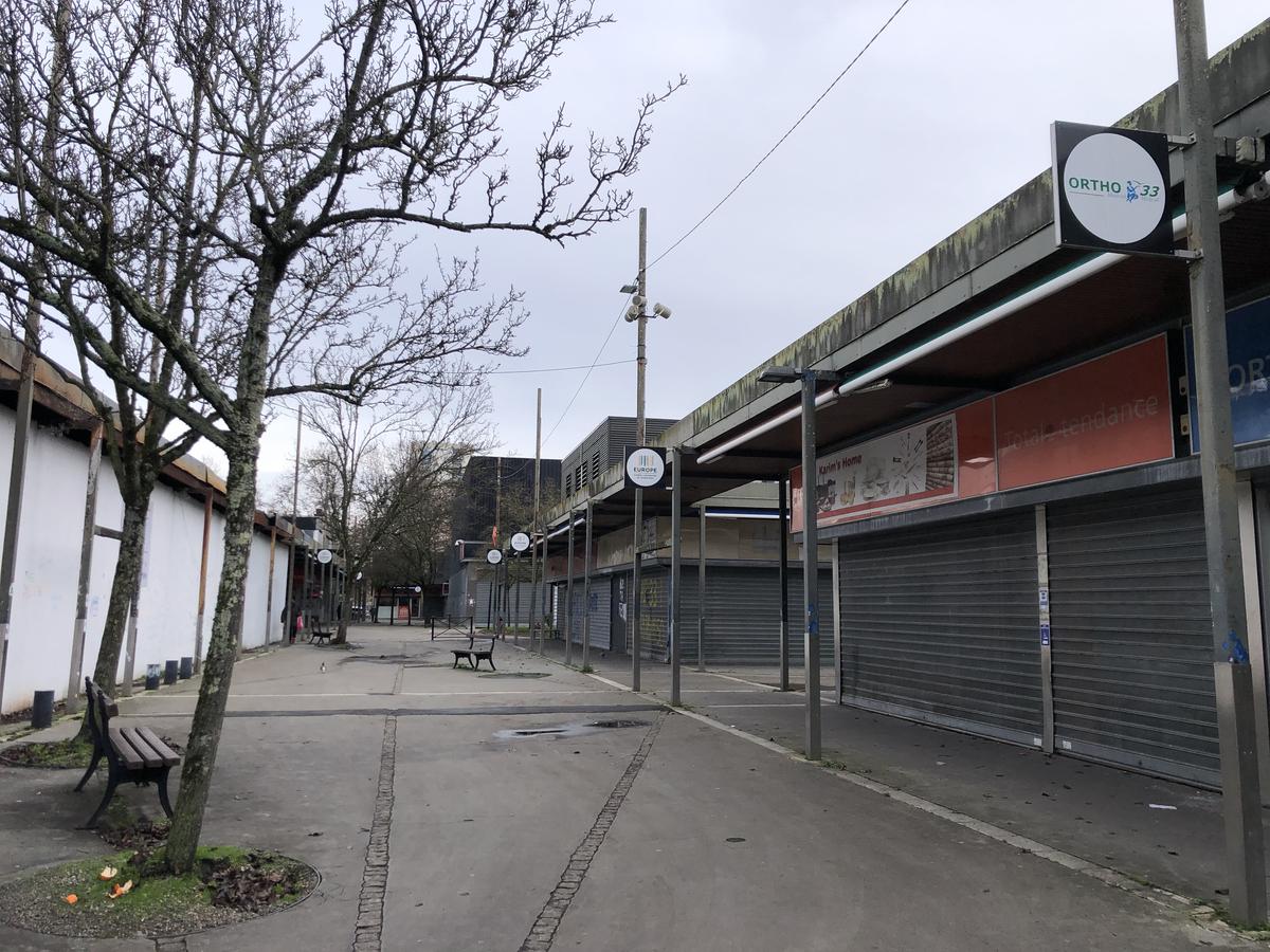 Les habitantes présentes au Café des voisins se plaignent toutes du « manque de vie » du centre commercial du Grand-Parc.