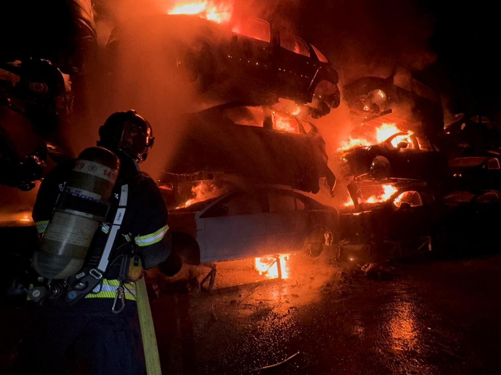 Près de Nice. Un gigantesque incendie détruit tout sur son passage, les images impressionnantes