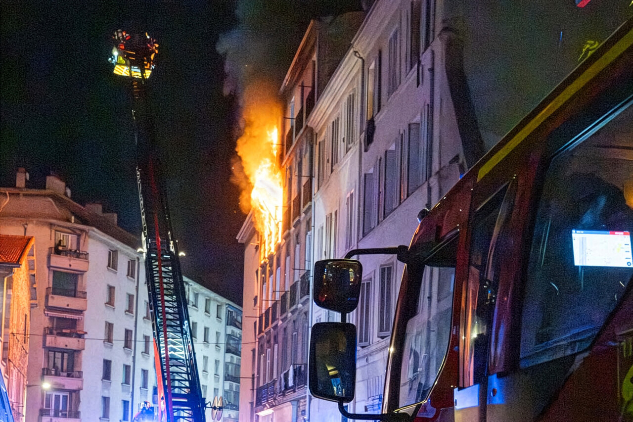 Marseille. Un incendie ravage plusieurs étages d'un immeuble, un blessé à l'hôpital