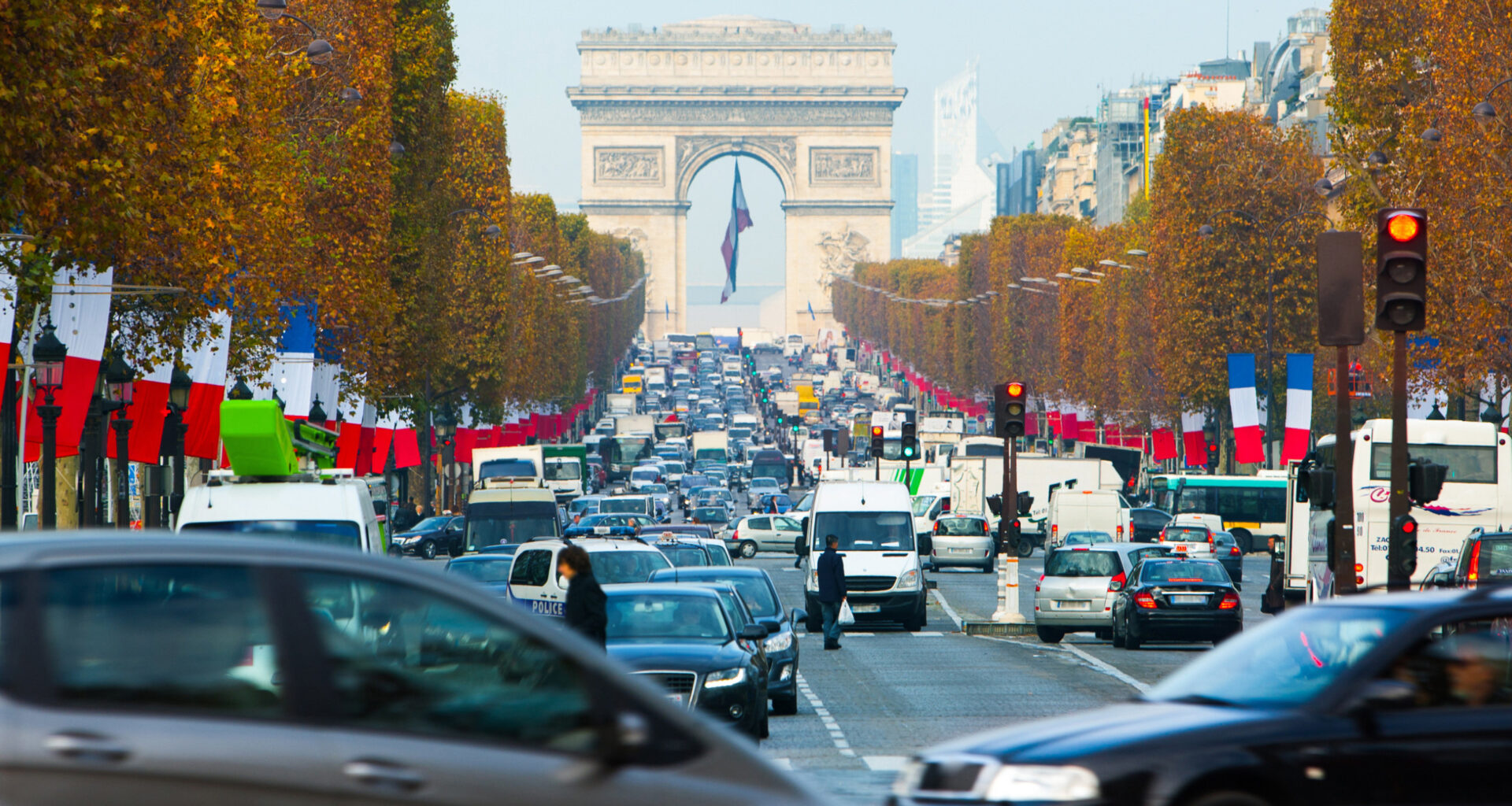 © Shutterstock - En douze ans, la région Île-de-France enregistre une baisse marquée de ses émissions de gaz à effet de serre et de particules fines, selon Airparif.