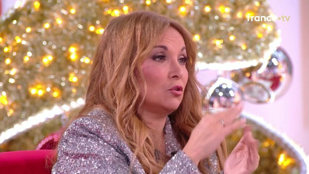 "Je l’ai cogné" : Hélène Ségara fait des révélations sur les coulisses de Notre-Dame-de-Paris