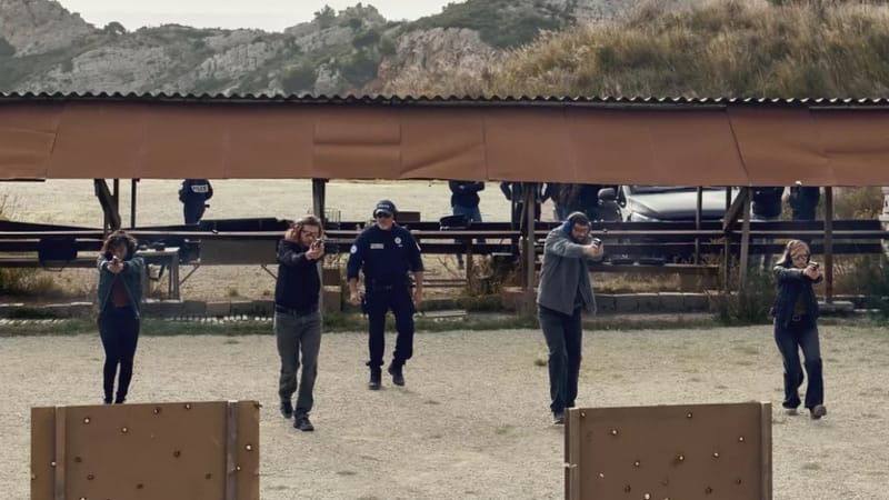 La brigade des "Cramés" est de retour : Audrey (Lani Sogoyou), Tatoo (le Marseillais Idir Azougli), Arno (Olivier Barthélémy), Alice (Jeanne Goursaud).