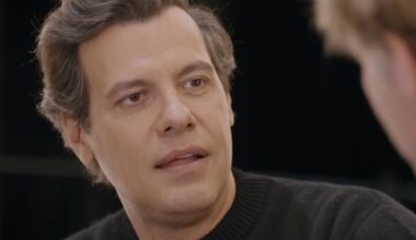 "Vous trichez !" : Laurent Lafitte met Laurent Delahousse dans une situation plutôt inconfortable