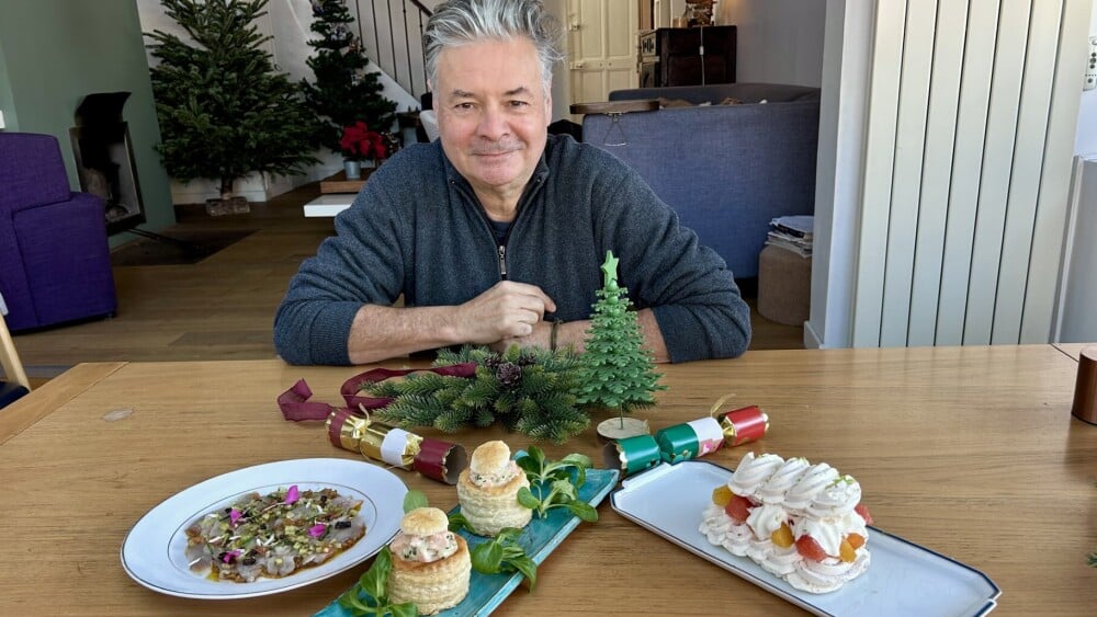 le chef étoilé Guillaume Sourrieu a relevé le défi chez lui, dans sa cuisine à Marseille