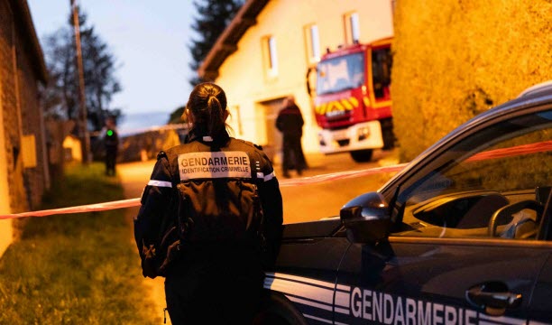 Le double homicide a eu lieu au bout de cette allée, au Haut de la Gare.  Photo Eric Thiébaut