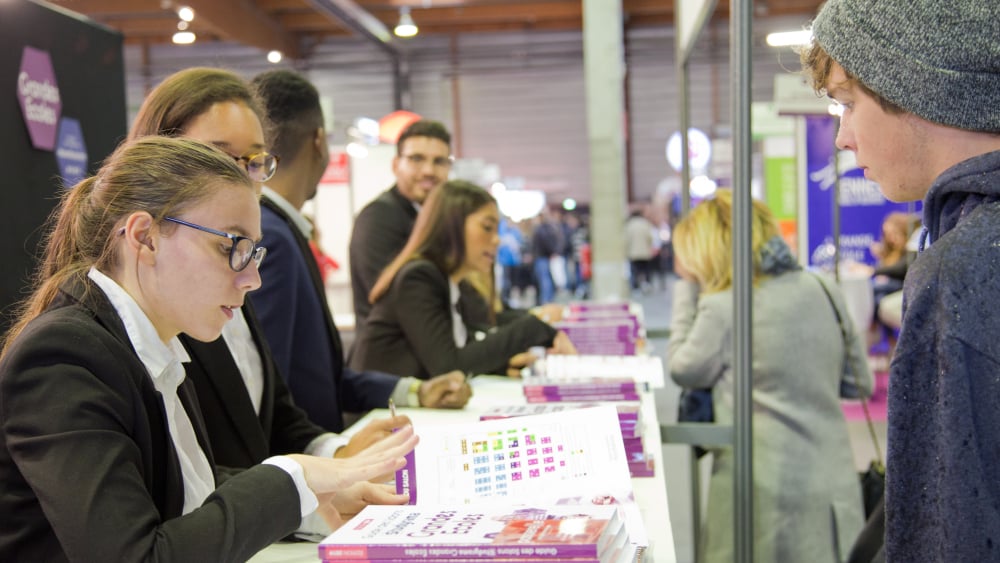 un dernier salon de l'orientation avant l'ouverture de Parcoursup, à Marseille