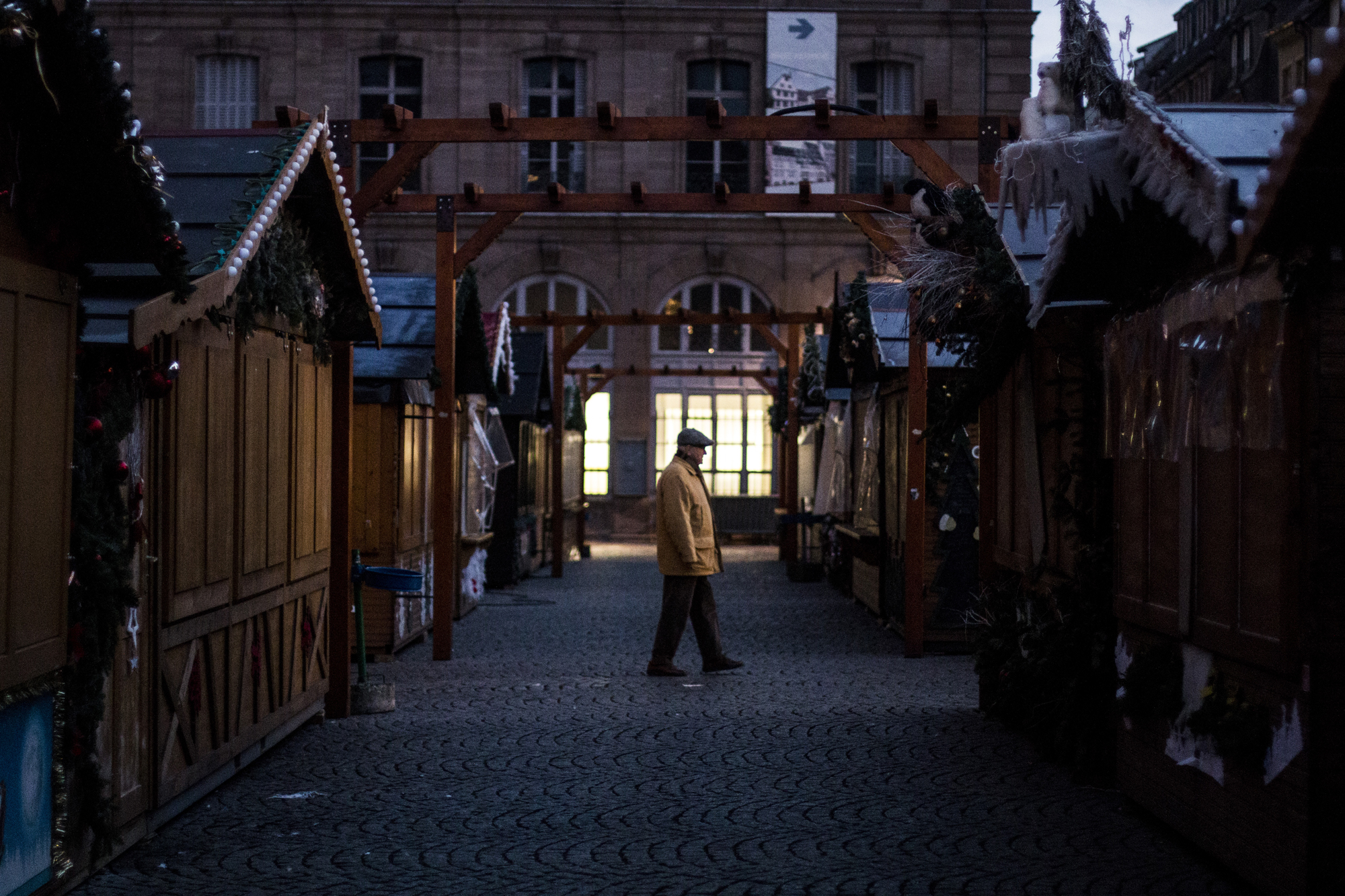 lendemain attentat 11 12 decembre strasbourg marche noel  (50)