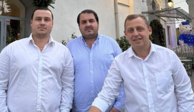 les Accates par ceux qui y vivent et travaillent