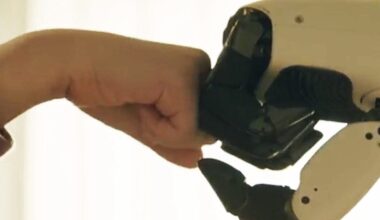Avec ses bras et ses mains, le robot de LG veut s'occuper des tâches domestiques