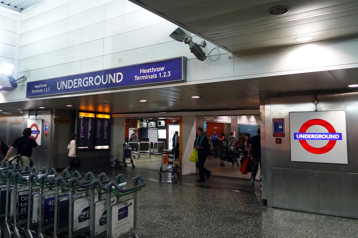 agression dans un parking de l’aéroport d’Heathrow, une vingtaine de blessés