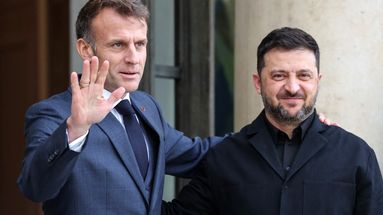 Volodymyr Zelensky reçu par Emmanuel Macron ce lundi à Paris, 2 semaines après sa dernière visite