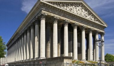 un homme interpellé et hospitalisé après avoir agressé un sacristain dans l'église de la Madeleine