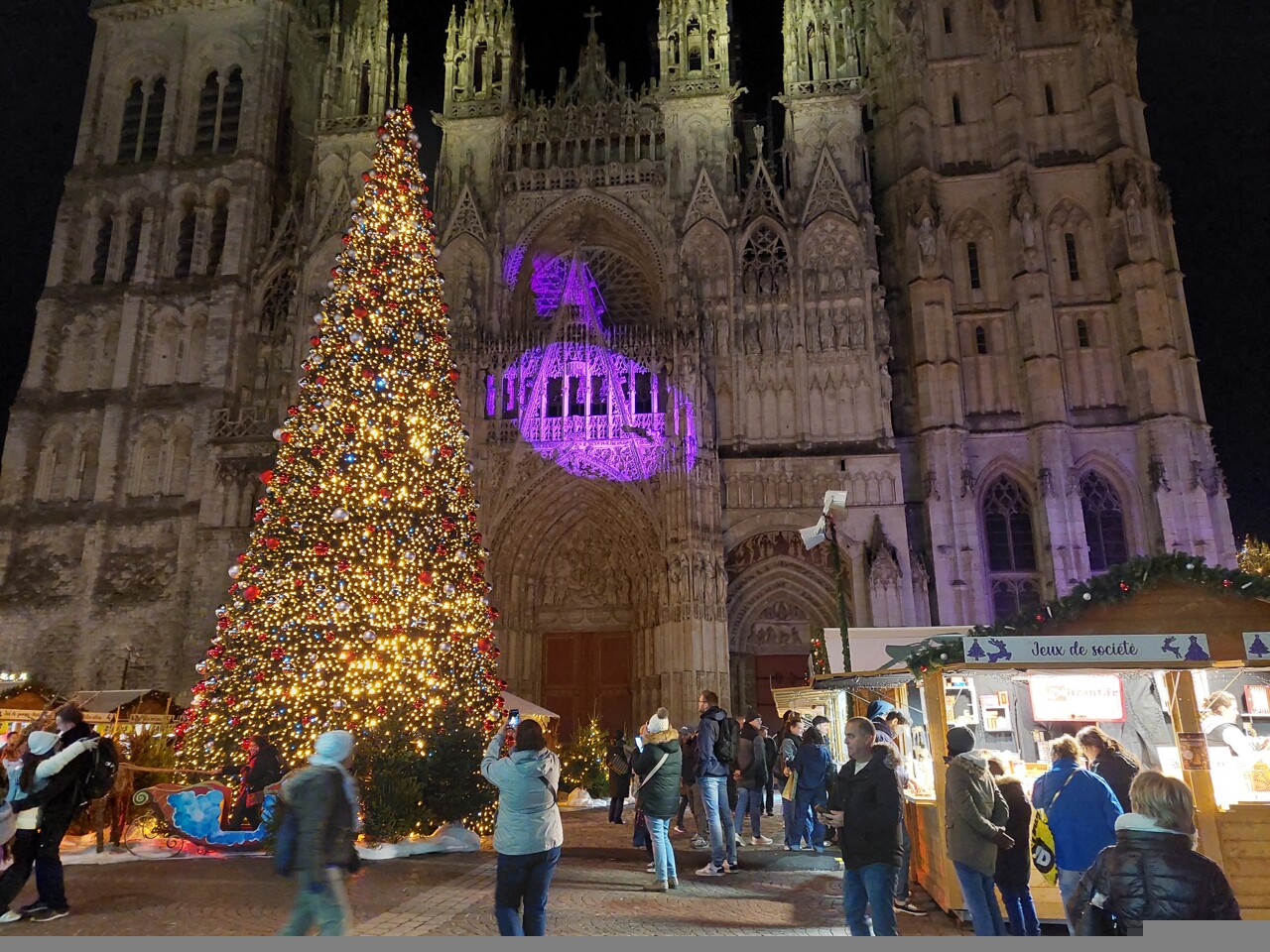 Concert de Noël, vélo-parade, concours du pull moche... Que faire à Rouen ce weekend ?