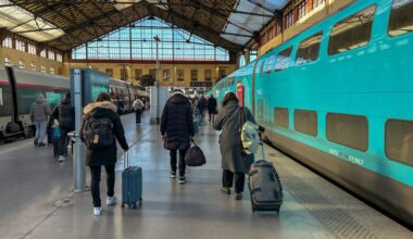 La neige et la glace perturbent le trafic des TGV, notamment entre Paris et Marseille