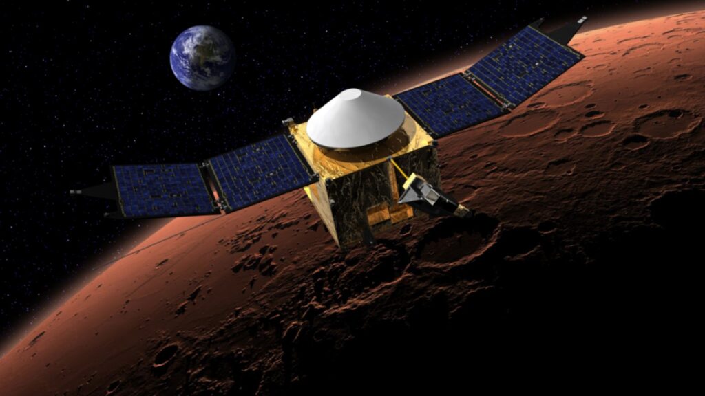 Vue d'artiste de MAVEN. // Source : Nasa/GFSC (image recadrée)
