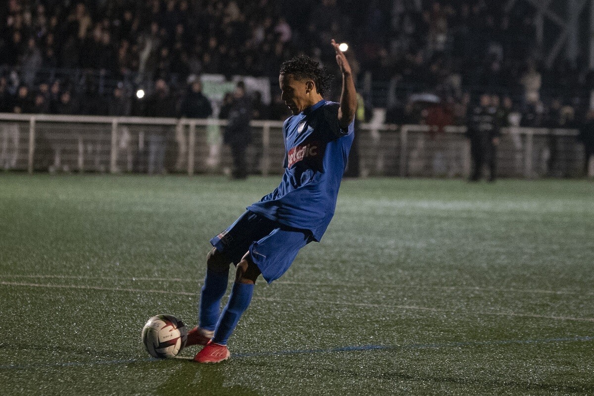 le FC Montreuil, petit poucet d'Île-de-France, va bien pouvoir jouer son 32e de finale