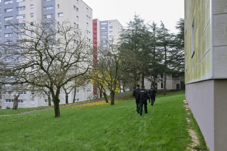 descentes de police d'ampleur dans plusieurs quartiers de Nantes