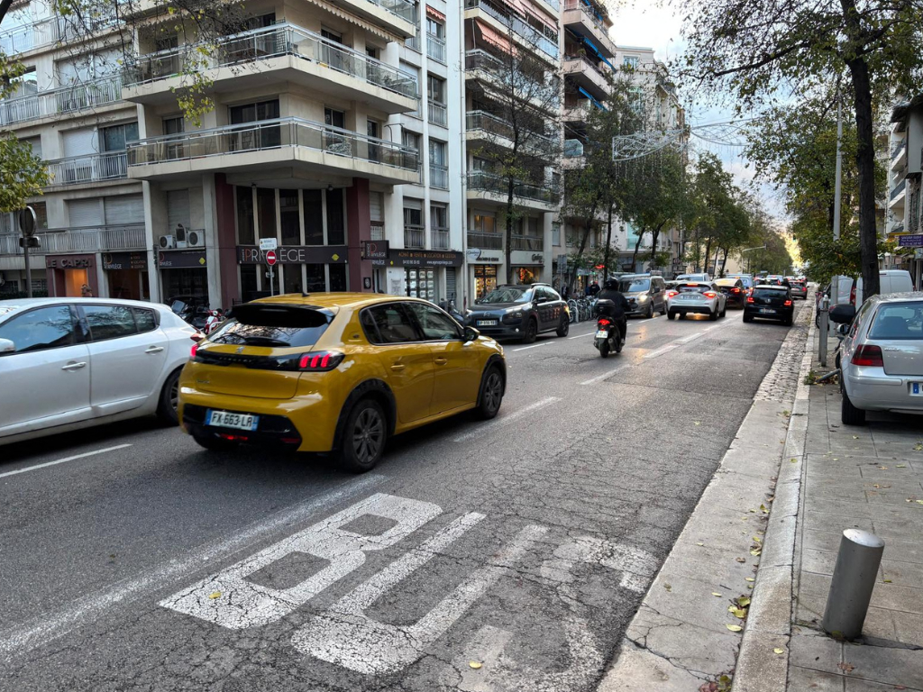 les habitants de ce quartier de Nice divisés