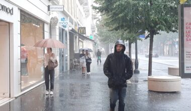 Un Noël sous la pluie à Nice ? Voici à quoi s'attendre selon les prévisions de Météo France