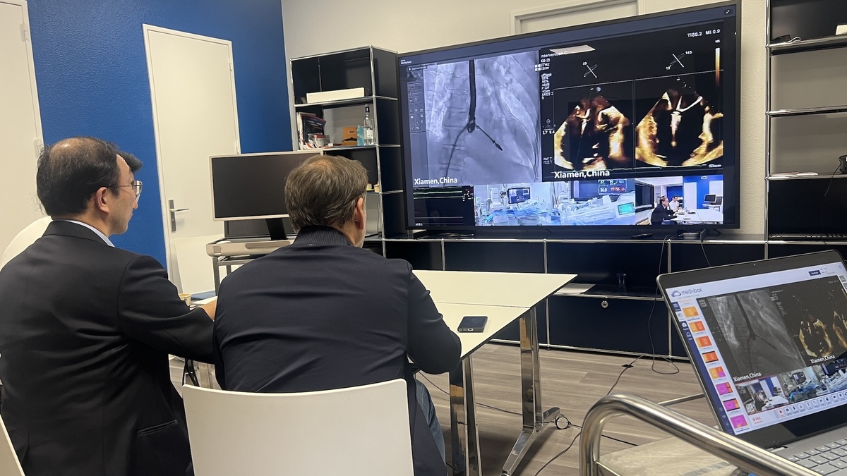 Première mondiale : le CHU de Bordeaux opère à distance un patient en Chine grâce au télépilotage