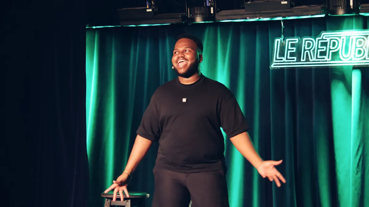l’humoriste martiniquais Willem fait ses premiers pas sur une scène parisienne