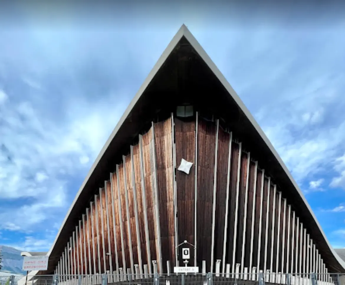 LE SORT DU PALAIS DES SPORTS SUSPENDU AUSSI AU VOTE DE MARS