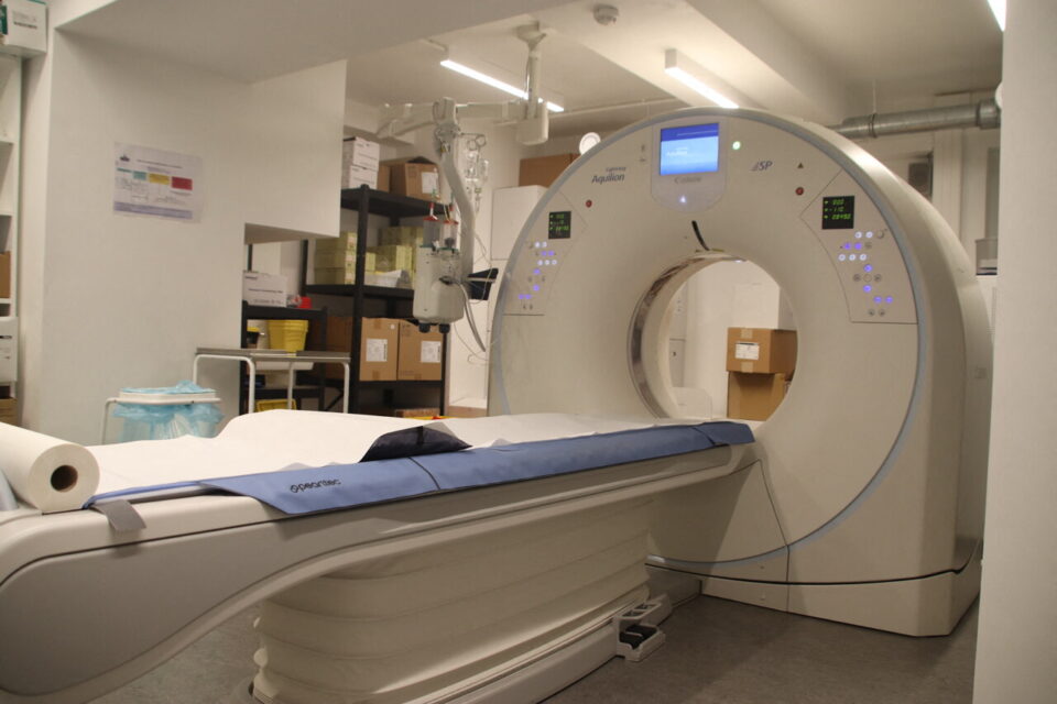 Un scanner à l'Insep. Il accueille les sportifs de haut niveau, récemment blessés.