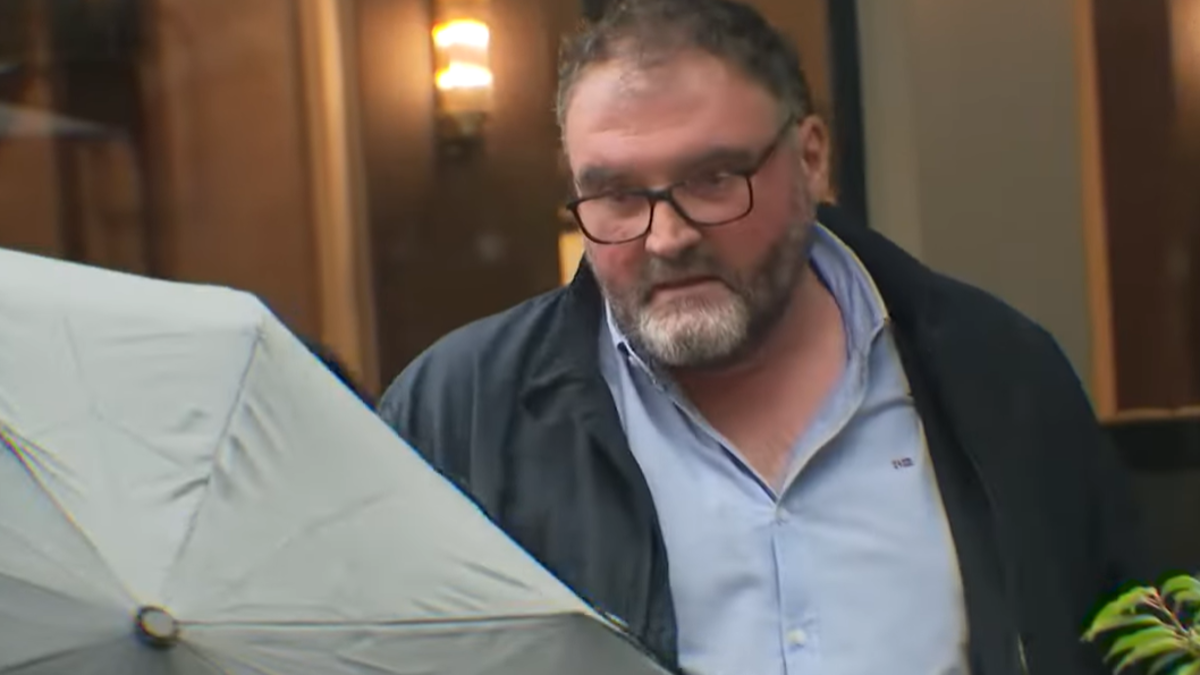 Frédéric Péchier : le coup de théâtre pour l’anesthésiste, "la question financière…"