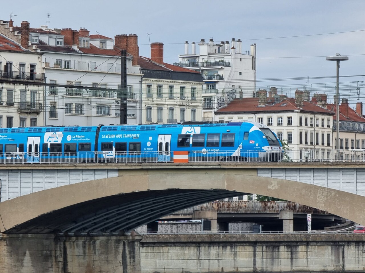 C'est quoi ce nouveau ticket lancé pour les TCL, TER et STAS entre Lyon et Saint-Étienne