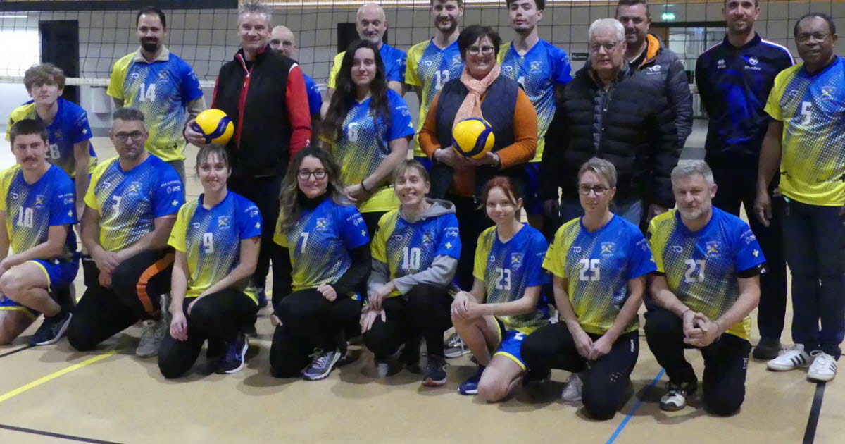 Bourbon-Lancy. De nouveaux maillots pour le développement du club de volley