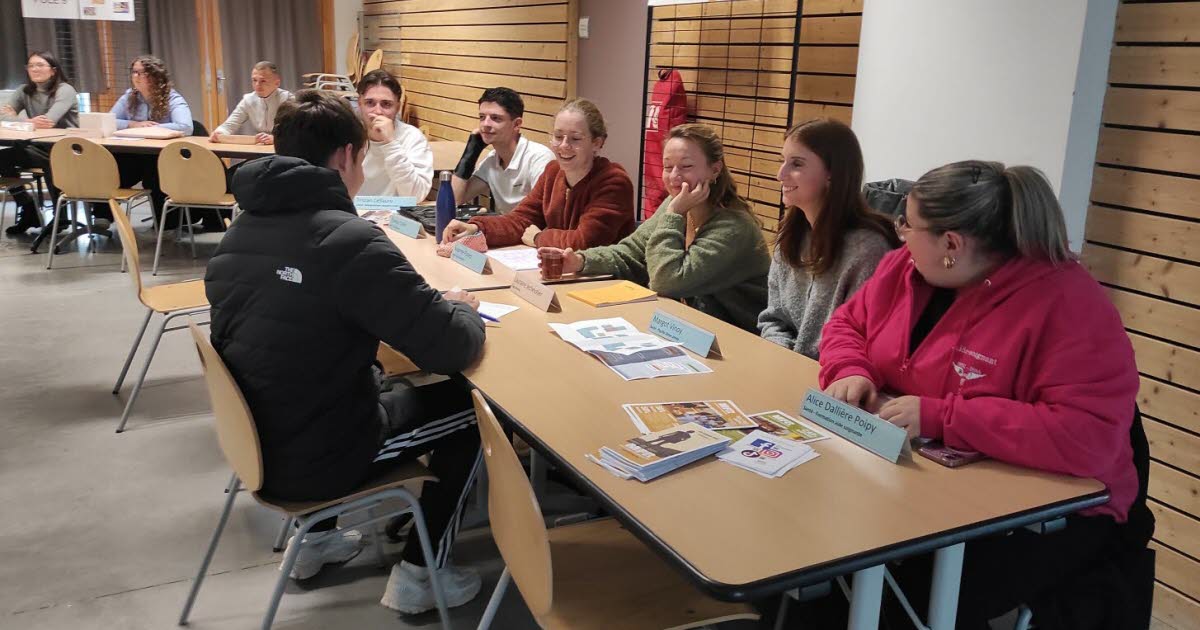 Saint-Étienne-de-Saint-Geoirs. Les “anciens” du collège de retour pour parler orientation