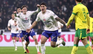 en supériorité numérique face à Nantes, Lyon se relance et Satriano marque enfin