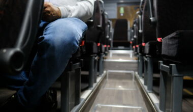 deux hommes condamnés pour un vol dans le bus