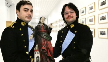 ces étudiants de l’école des Mines vont porter la statue de sainte Barbe