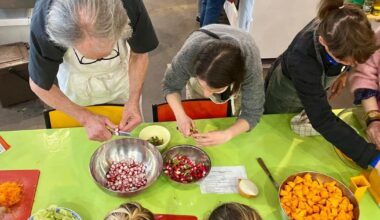 Saint-Étienne. Dans ce restaurants, les convives cuisinent leur repas puis le dégustent ensemble
